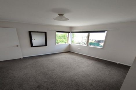 Photo of property in 21 Redfern Lane, Glenfield, Auckland, 0629