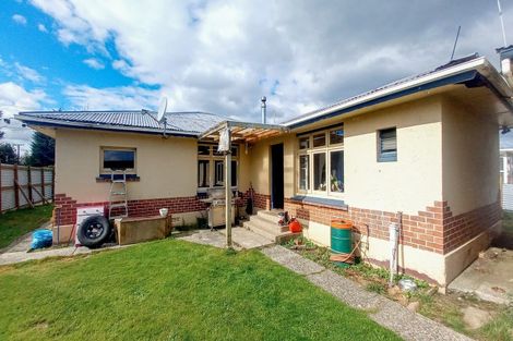 Photo of property in 21 Main Road, Tuatapere, 9620