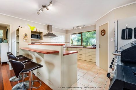 Photo of property in 1028 East Coast Road, Fairview Heights, Auckland, 0630