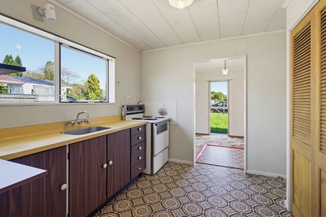 Photo of property in 34a Kanawa Street, Waikanae, 5036