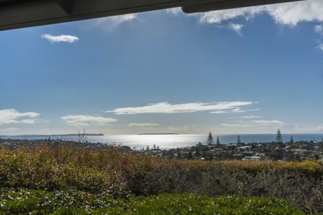 Photo of property in 173 Kowhai Road, Mairangi Bay, Auckland, 0630