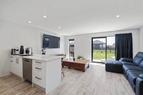 Photo of property in 7 Mccahon Lane, Rolleston, 7615