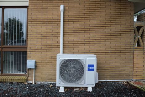 Photo of property in 303 Bucklands Beach Road, Bucklands Beach, Auckland, 2012