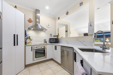 Photo of property in 22 Hollybush Drive, Brightwater, 7022