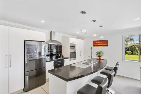 Photo of property in 5 Vivien Place, Patumahoe, Pukekohe, 2679