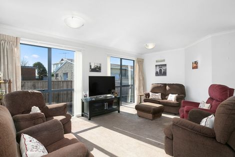 Photo of property in 137b Macandrew Road, South Dunedin, Dunedin, 9012