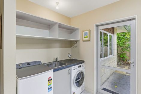 Photo of property in 3 Iti Grove, Waikanae, 5036