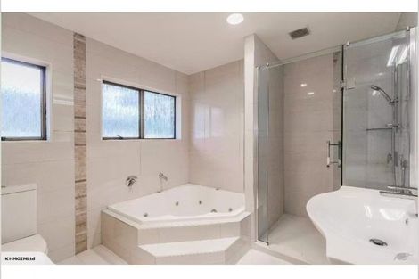 Photo of property in 2/53 High Road, Glenfield, Auckland, 0629