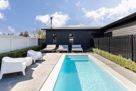 Photo of property in 23 Lucknow Road, Havelock North, 4130