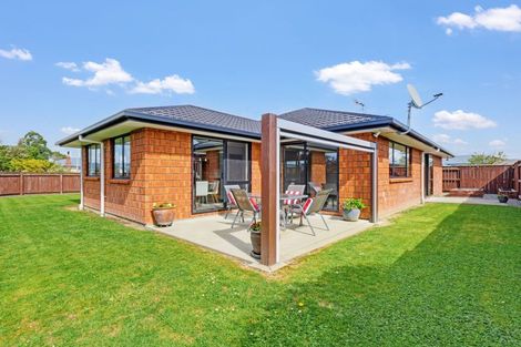 Photo of property in 2 Pegasus Place, Kelvin Grove, Palmerston North, 4414