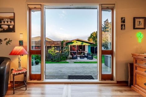 Photo of property in 3 Clarke Avenue, Highbury, Palmerston North, 4412