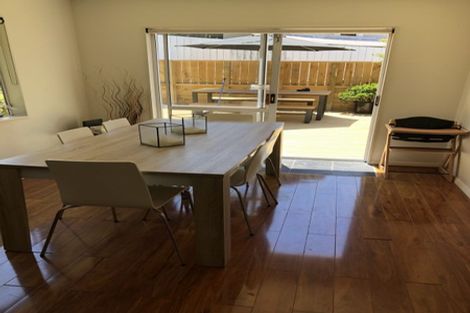 Photo of property in 2/224 Onewa Road, Birkenhead, Auckland, 0626