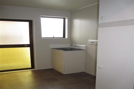 Photo of property in 4/1 Rebecca Rise, Weymouth, Auckland, 2103