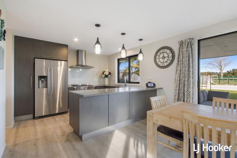 Photo of property in 19 Athenree Heights, Athenree, Katikati, 3177