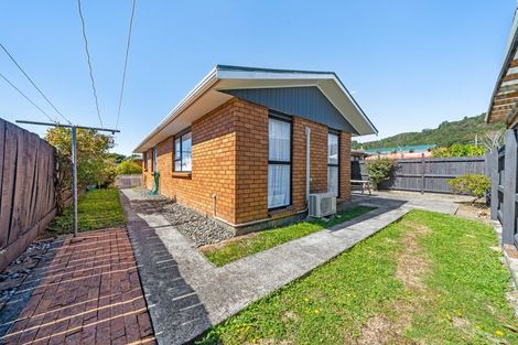 Photo of property in 76b Seddon Street, Wallaceville, Upper Hutt, 5018
