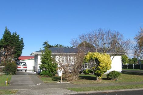 Photo of property in 14 Curling Crescent, Onekawa, Napier, 4110