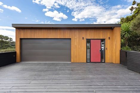 Photo of property in 28 Kitewaho Road, Swanson, Auckland, 0816