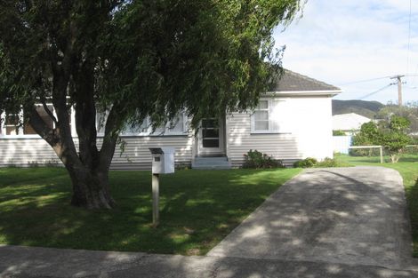 Photo of property in 76-78 Kowhai Street, Naenae, Lower Hutt, 5011