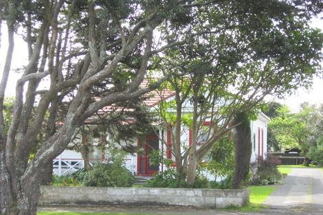 Photo of property in 32 Harper Street, Gonville, Whanganui, 4501