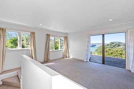 Photo of property in 81 Tiri Road, Tindalls Beach, Whangaparaoa, 0930
