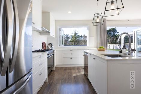 Photo of property in 11 Kahika Grove, Huapai, Kumeu, 0810