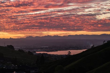 Photo of property in 17 Huntaway Close, Stoke, Nelson, 7011