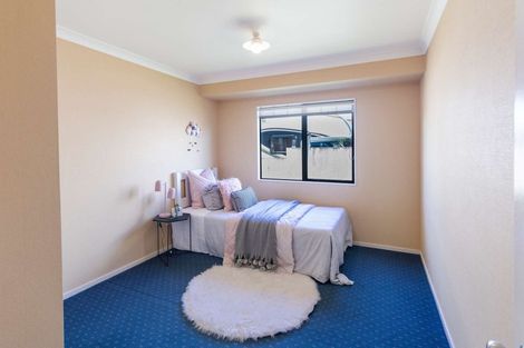 Photo of property in 16 Alba Place, Cambridge, 3434