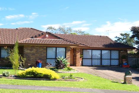 Photo of property in 3 Crescent Hills Court, Northpark, Auckland, 2013