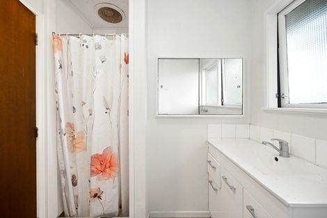 Photo of property in 2 Cullimore Street, Pukete, Hamilton, 3200