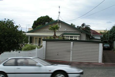 Photo of property in 2/6 Purchas Road, Hauraki, Auckland, 0622