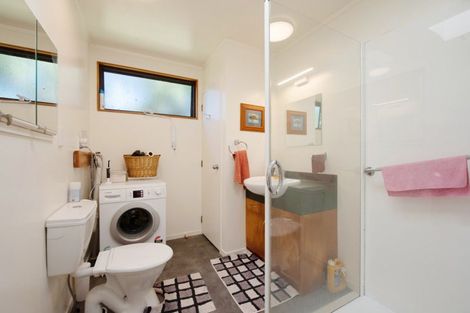 Photo of property in 15 Catley Road, Te Horo, Otaki, 5582