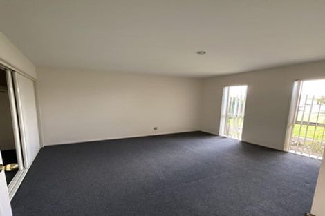 Photo of property in 6 Blue Gum Place, New Brighton, Christchurch, 8083