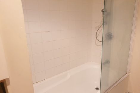 Photo of property in Terrace Heights Apartments, 11c/163 The Terrace, Wellington Central, Wellington, 6011