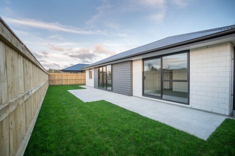 Photo of property in 6 Oldfield Lane, Marton, 4710