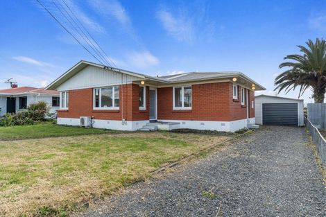 Photo of property in 15 Sheridan Street, Silverdale, Hamilton, 3216
