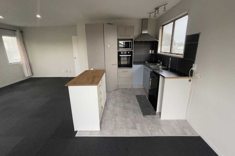 Photo of property in 3 Tilbrook Place, Papakura, 2110