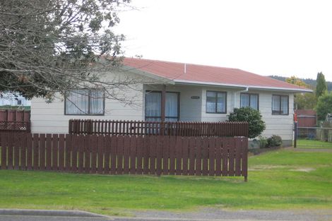 Photo of property in 319 Port Road, Whangamata, 3620