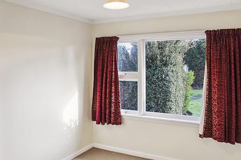 Photo of property in 84 Kendal Avenue, Burnside, Christchurch, 8053