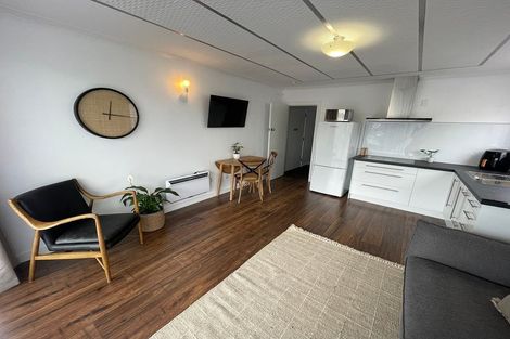 Photo of property in 426 Devon Street West, Lynmouth, New Plymouth, 4310