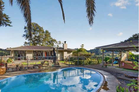Photo of property in 1242 East Coast Road, Redvale, Albany, 0794