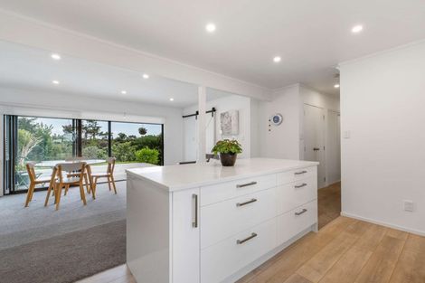 Photo of property in 117 Paremoremo Road, Lucas Heights, Auckland, 0632