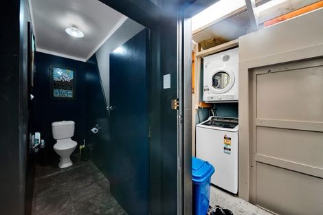 Photo of property in 142 Juliet Street, Stratford, 4332