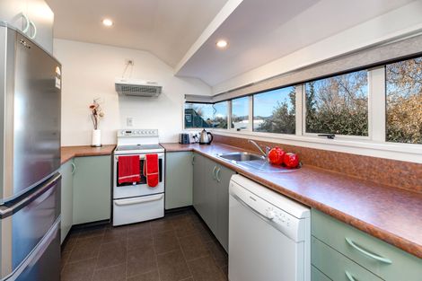 Photo of property in 3/50 Division Street, Riccarton, Christchurch, 8041