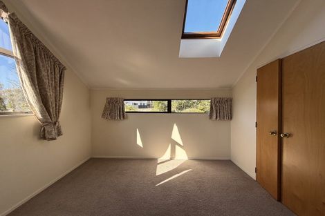 Photo of property in 7 Aotearoa Terrace, Murrays Bay, Auckland, 0630