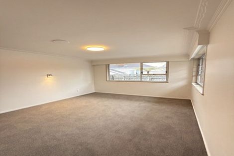 Photo of property in 2/8 Atherton Road, Epsom, Auckland, 1023