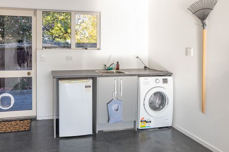 Photo of property in 3/50 Division Street, Riccarton, Christchurch, 8041