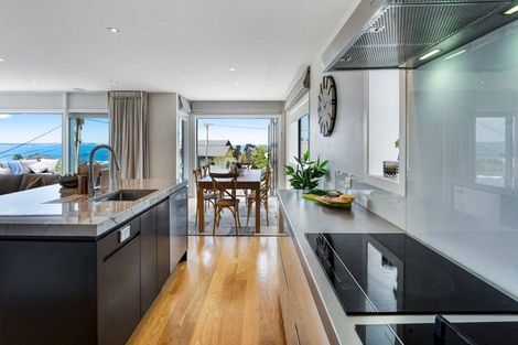 Photo of property in 128 Churchill Road, Rothesay Bay, Auckland, 0630