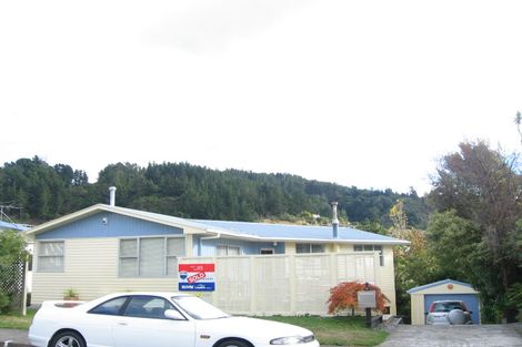 Photo of property in 38 Sunbrae Drive, Silverstream, Upper Hutt, 5019