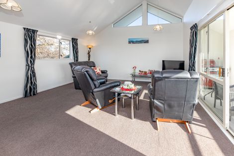 Photo of property in 3/50 Division Street, Riccarton, Christchurch, 8041