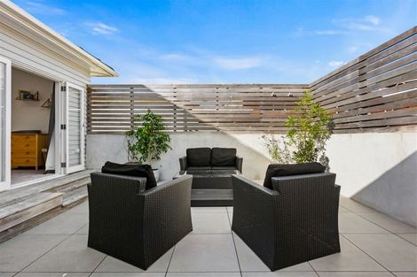 Photo of property in 1/16 Tennyson Avenue, Takapuna, Auckland, 0622